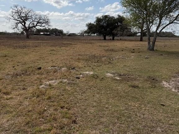 4th image of 146 Elliott Rd