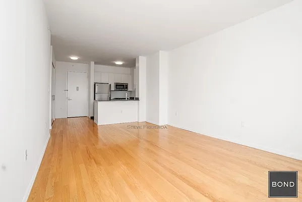 Rented by Bond New York | media 1