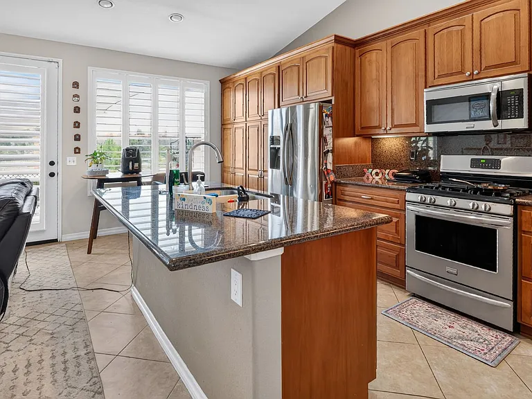 1528 Knoll Park Gln — Photo 5