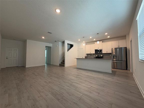 2nd image of 3110 Addison Blvd