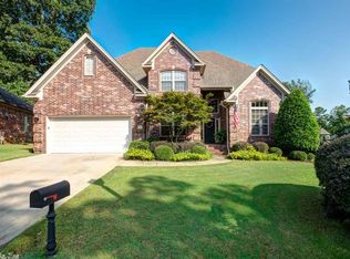 2 Chalamont Ct, Little Rock, AR 72223