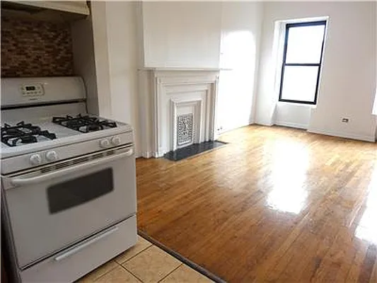 Rented by Triumph Property Group | media 19