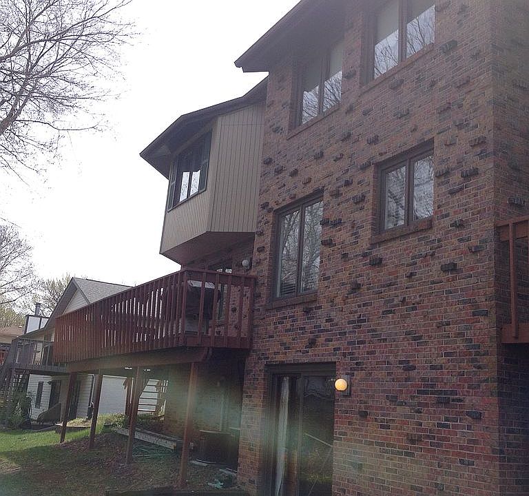 1st image of 2140 Larchdale Dr