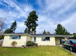 1110 NE Serpentine Pl, Shoreline, WA 98155