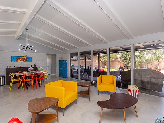5th image of 3013 La Jolla Ln