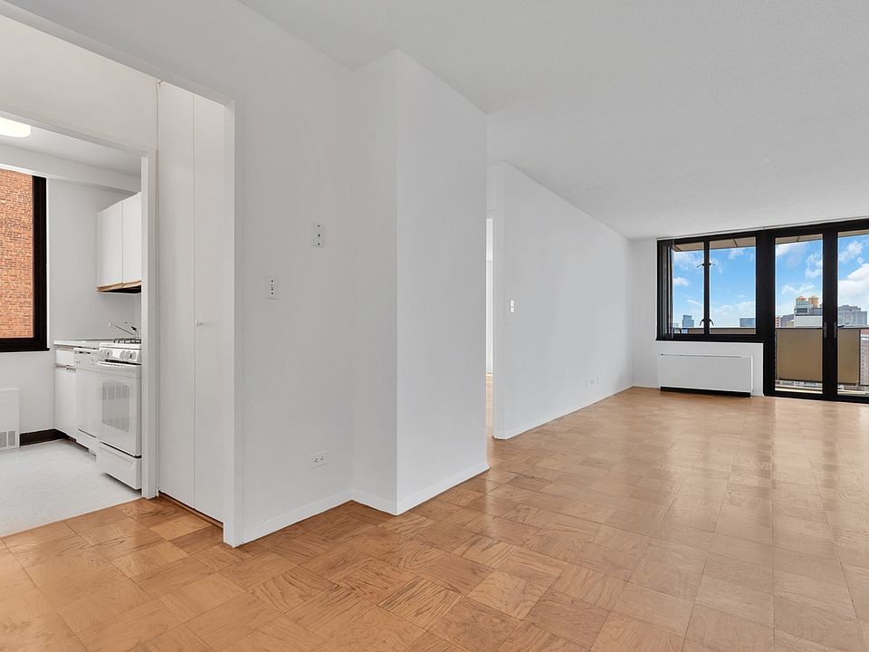 1st image of 407 Park Ave S APT 17D