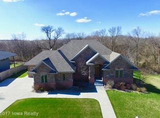 17315 Berkshire Pkwy, Clive, IA 50325