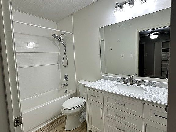 3rd image of 56 Audubon Oaks Blvd