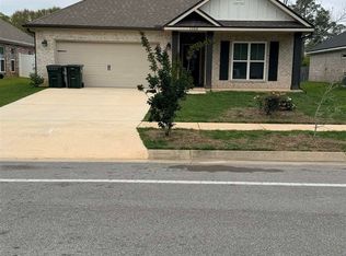 1506 Durant Ln, Cantonment, FL 32533