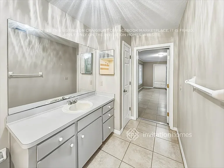 2112 Jonathan Ln — Photo 11