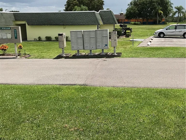 203 Golf Villas Ct NW — Photo 10