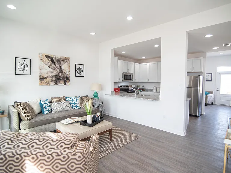 Breeze Hill by JBG Rentals — Photo 11