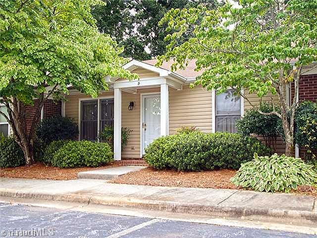 1st image of 3528 Lawndale Dr APT B