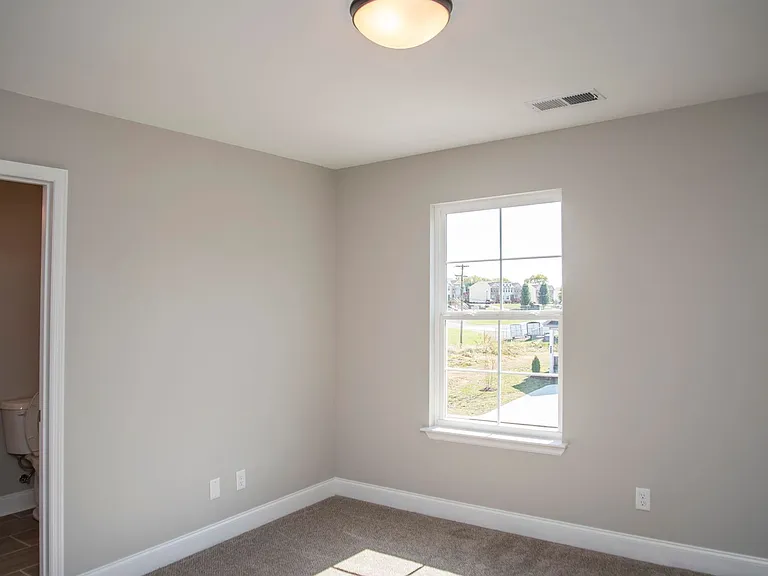 496 Bellingham Dr NE — Photo 11