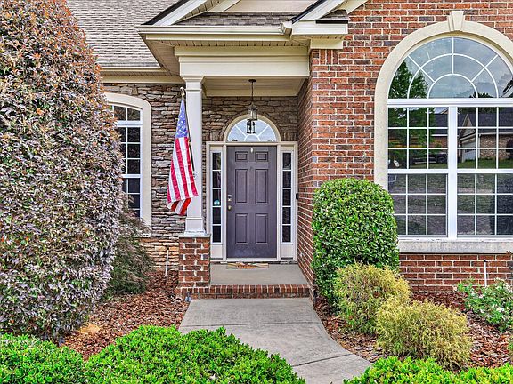 3rd image of 5240 Tilton Drive