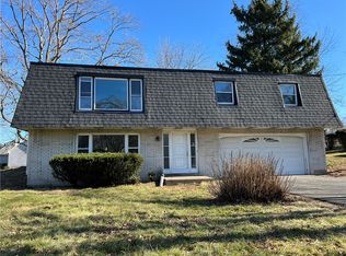 5715 Wildwood Dr, Fairview, PA 16415