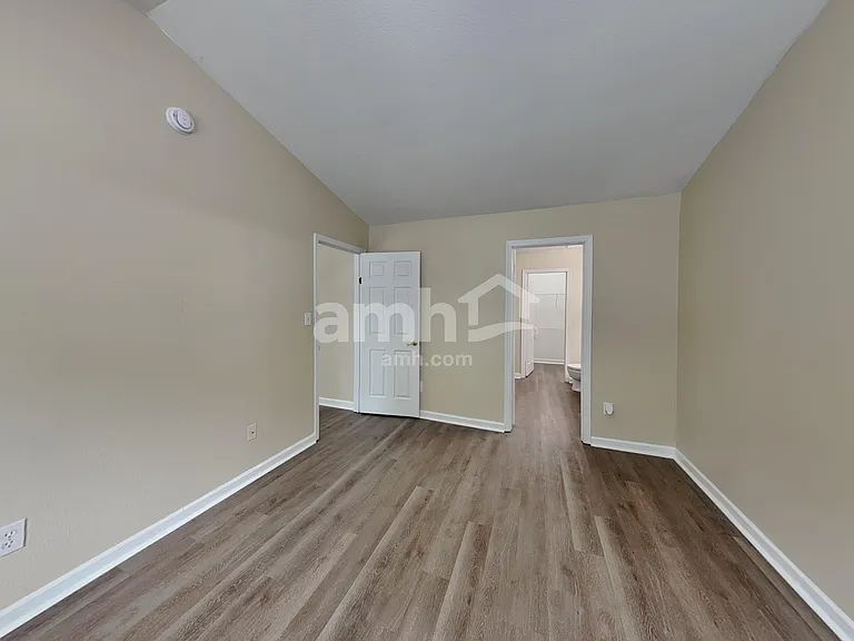 2438 Pinebark Dr — Photo 8