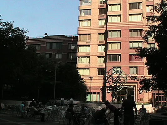 Rented by Center Avenue Equity Co LTD | media 21