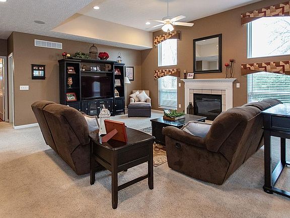 5th image of 5521 Schlade Ct