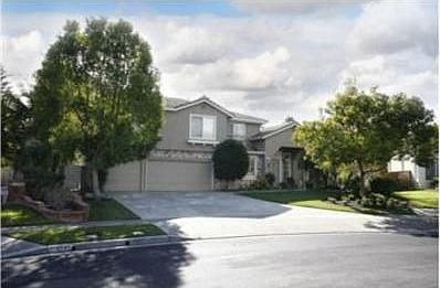 1st image of 880 Mountain Shadows Dr