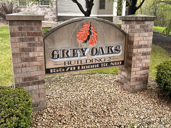 15570 Linnet St NW #2109, Andover, MN 55304