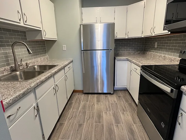 W5256 E Perkins St #D — Photo 2