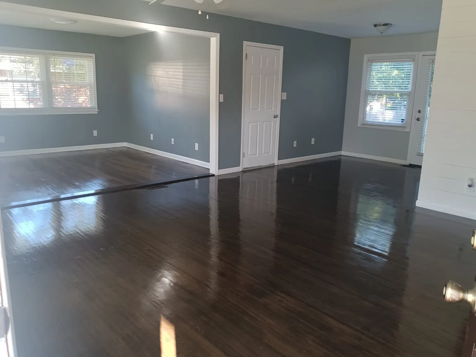 3 bed, 1388 sqft, $2,350 — Photo 3