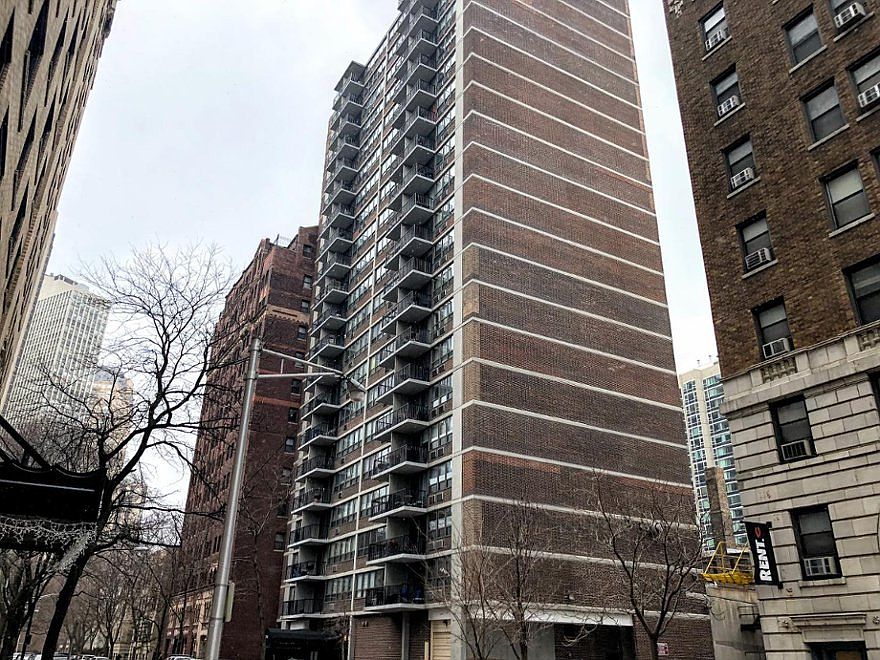 1st image of 2740 N Pine Grove Ave APT 13A