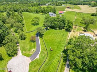 348 Old Stone Dr, Simpsonville, KY 40067