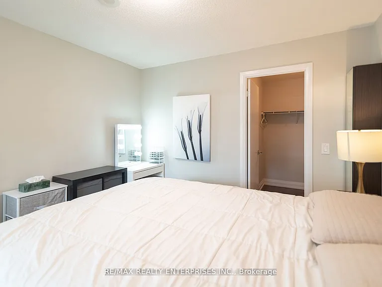555 Wilson Ave #E604 — Photo 12