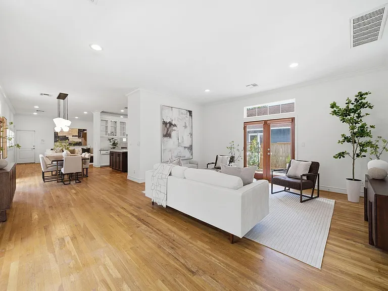 3118 Morrison St — Photo 6