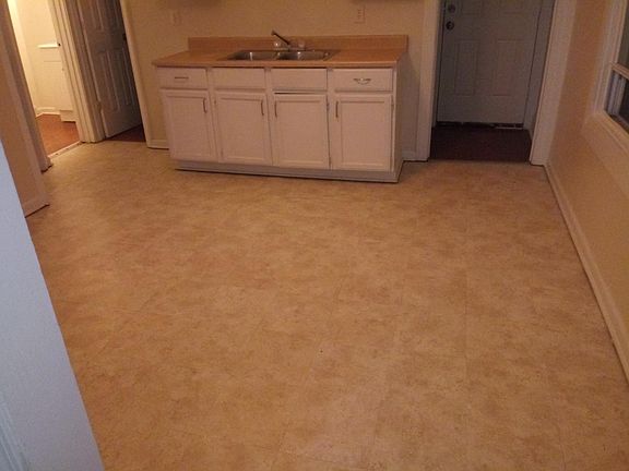 3rd image of 6907 Berdelle Ave