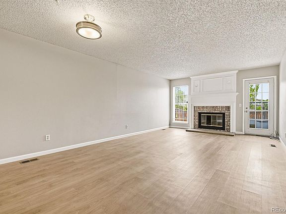 3rd image of 9933 Fairwood Street