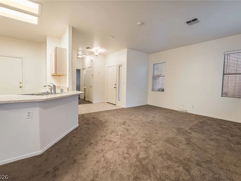 7224 Pinon Crest Ct — Photo 4