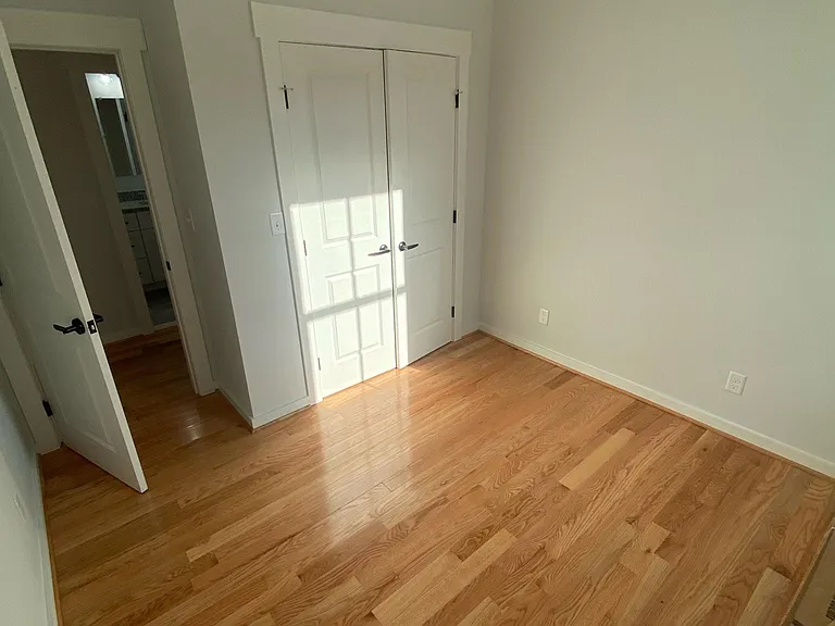 100 W Leigh St — Photo 9