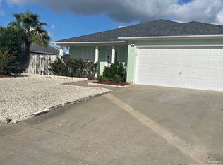 762 S Bay St, Aransas Pass, TX 78336