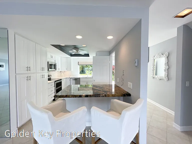2399 Jefferson St #21 — Photo 10
