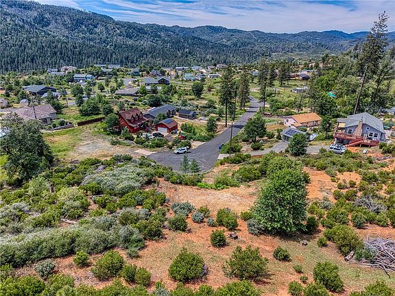 3rd image of 9738 Hoberg Dr E Lot 3
