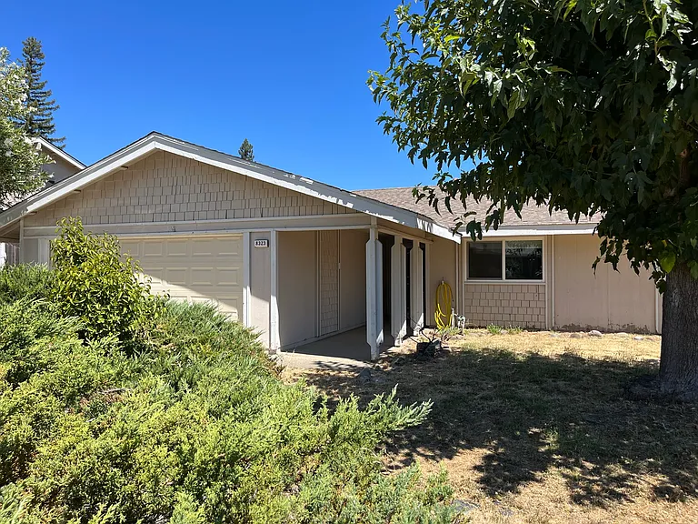 8323 Berman Walk Way — Photo 2