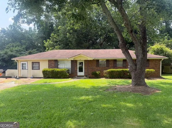 147 Cole St, Fairburn, GA 30213