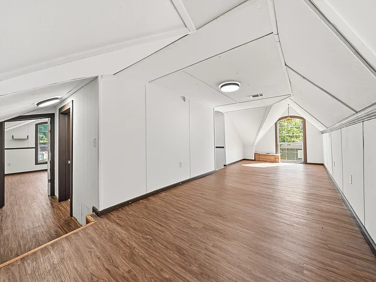700 Harrel Ave — Photo 25
