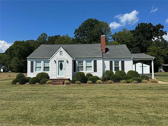 2nd image of 2709 Murray Rd