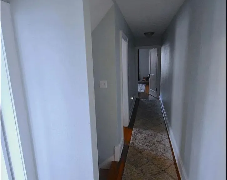 2475 Indianola Ave — Photo 9