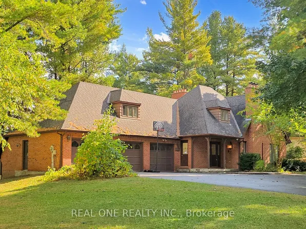 465 Woodland Acres Cres, Vaughan, ON L6A 1G2