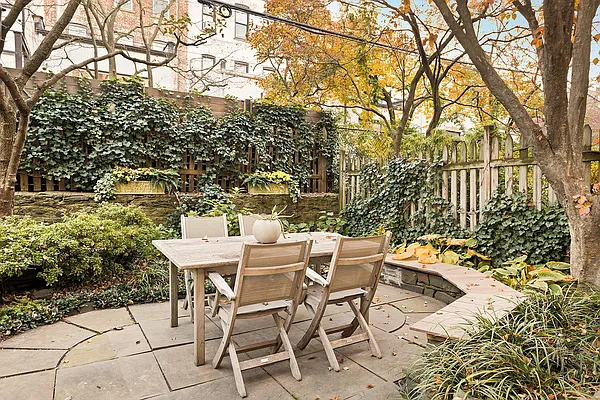 Rented by Garfield Realty  | media 40