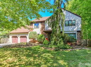 1107 Aaron Rd, North Brunswick, NJ 08902