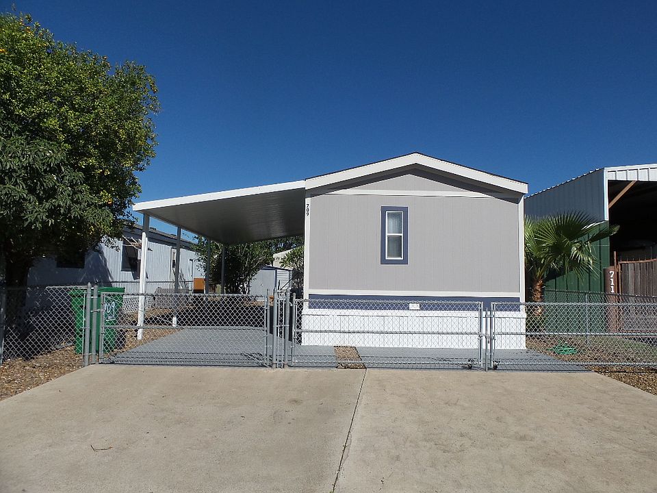 1st image of 709 Augusta Dr #1