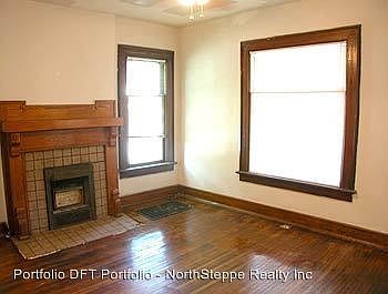 3rd image of 295 E 19th Ave