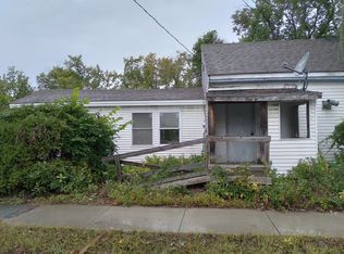 78 Main St, Winchester, NH 03470