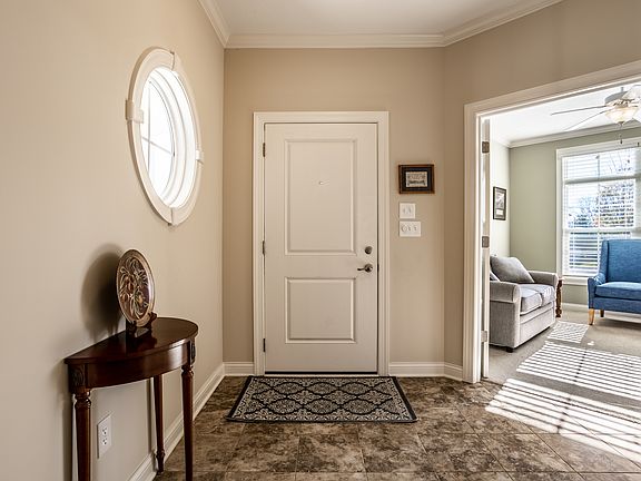 4th image of 1728 Arbor Way